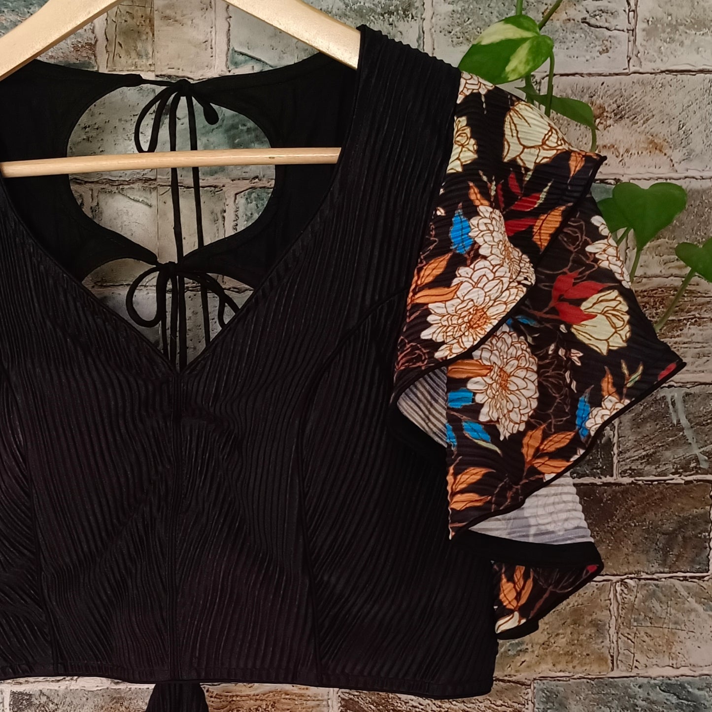 Black Ruffle Sleeves Blouse