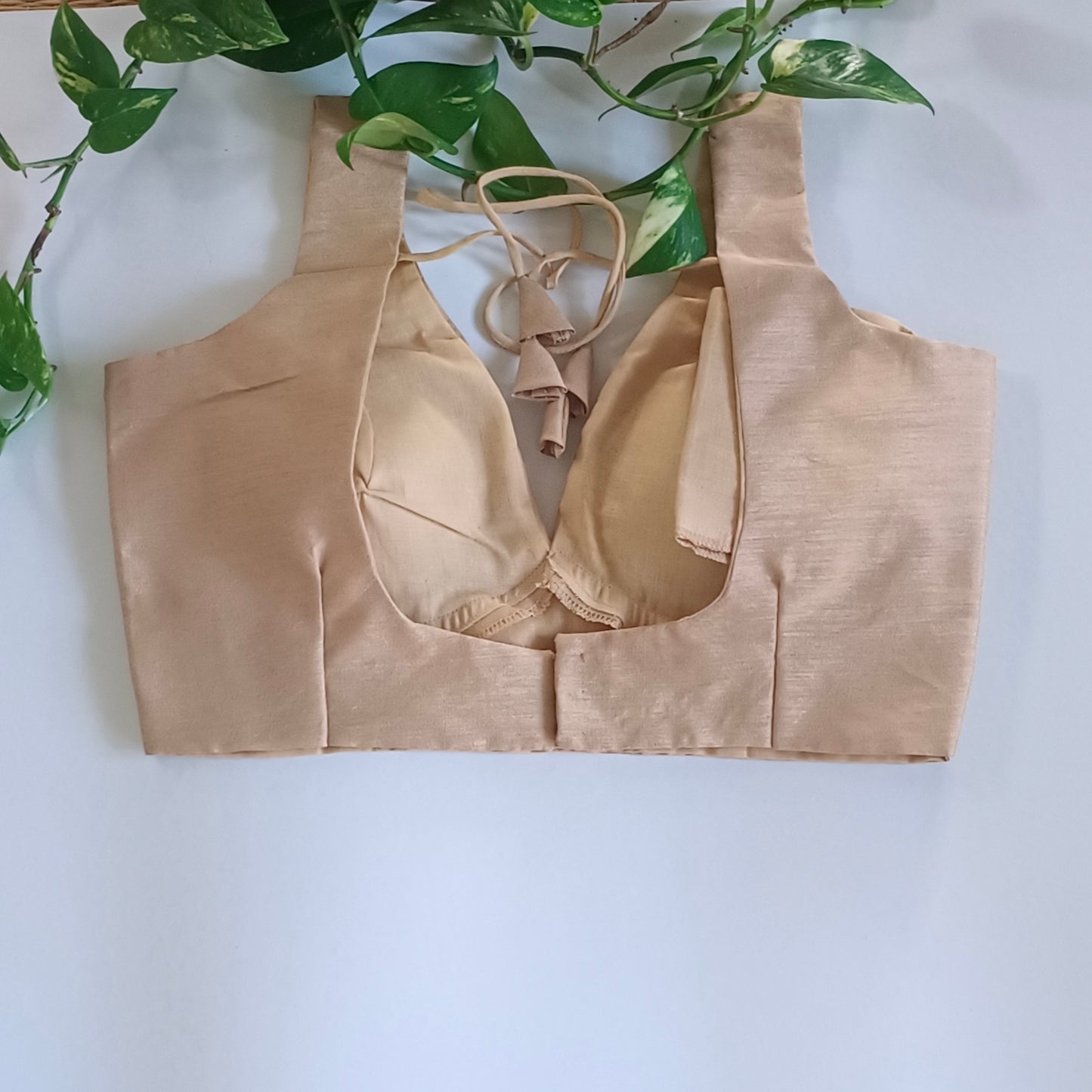 Golden/ beige Vneck blouse with attachable sleeves