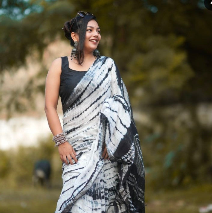 Black Sleeveless Blouse